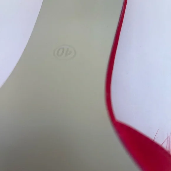 Red Satin Feather Mule Heels • Gold Block Heel • EU 40 (US 9–9.5) - Picture 8 of 8